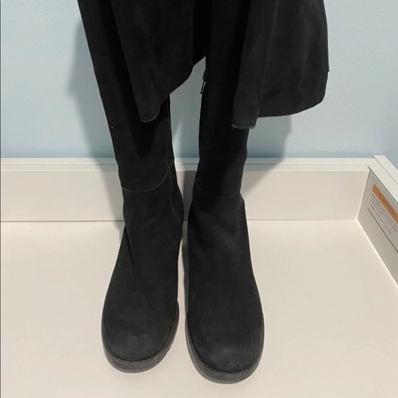 Stuart Weitzman Hilo Thigh High Boots - Picture 4 of 10